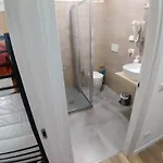 Cornizzolo بيت شباب *