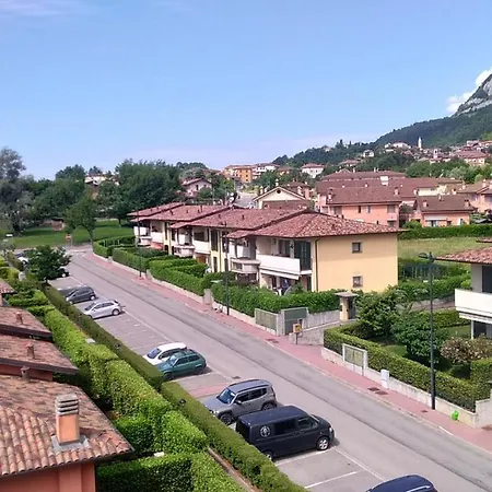 Vandrarhem Cornizzolo *