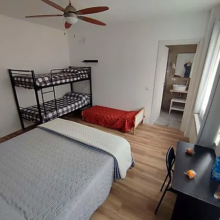 Cornizzolo Hostel *