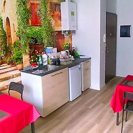 Cornizzolo Hostel *
